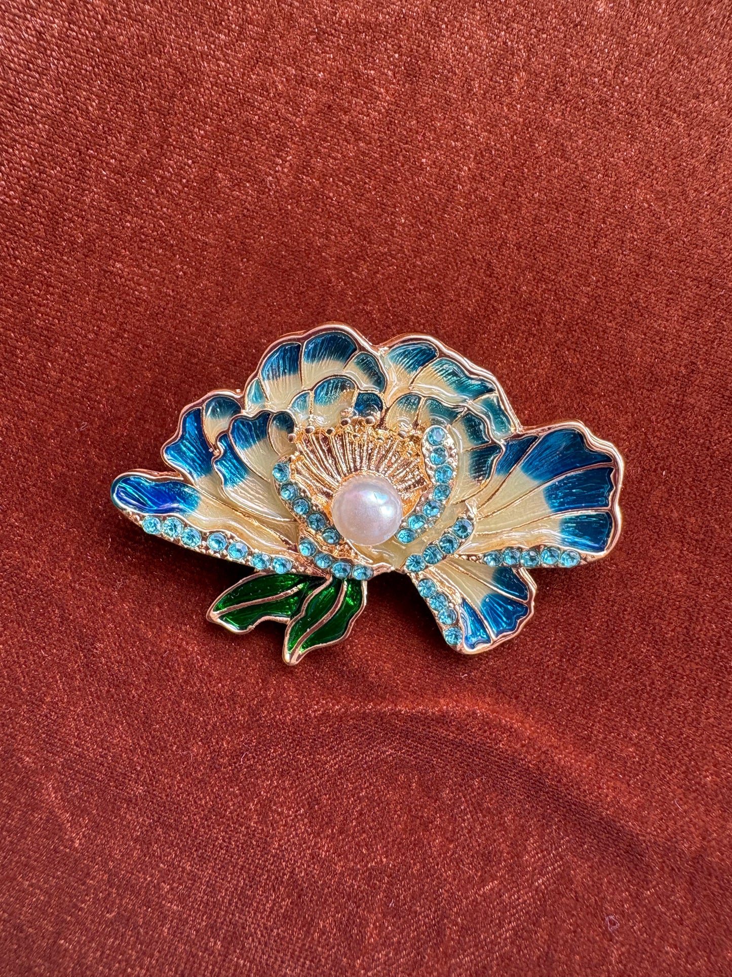 Broche Flower with Pearl