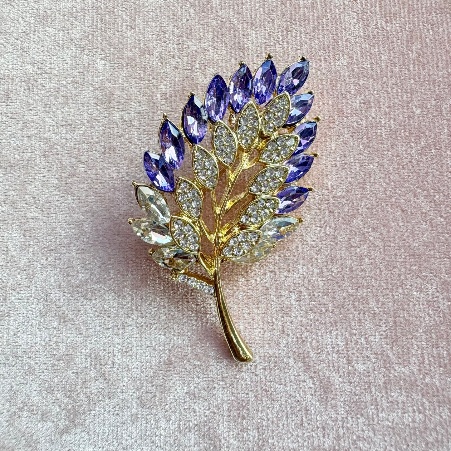 Broche Pluma Violette