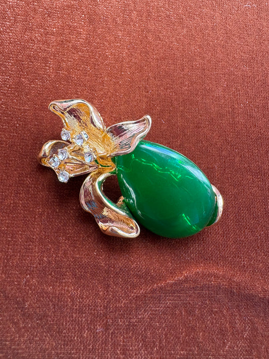 Broche Flower with Green Gem