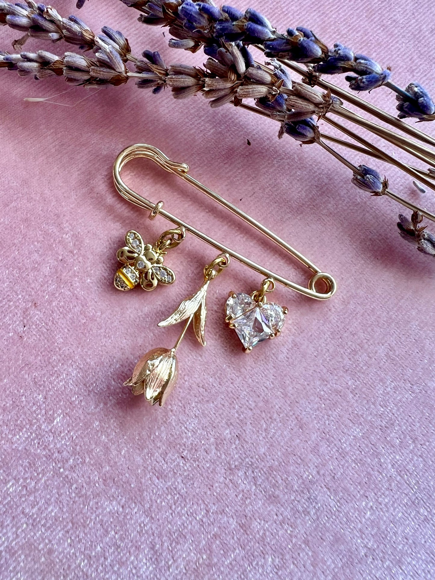 Broches Charms