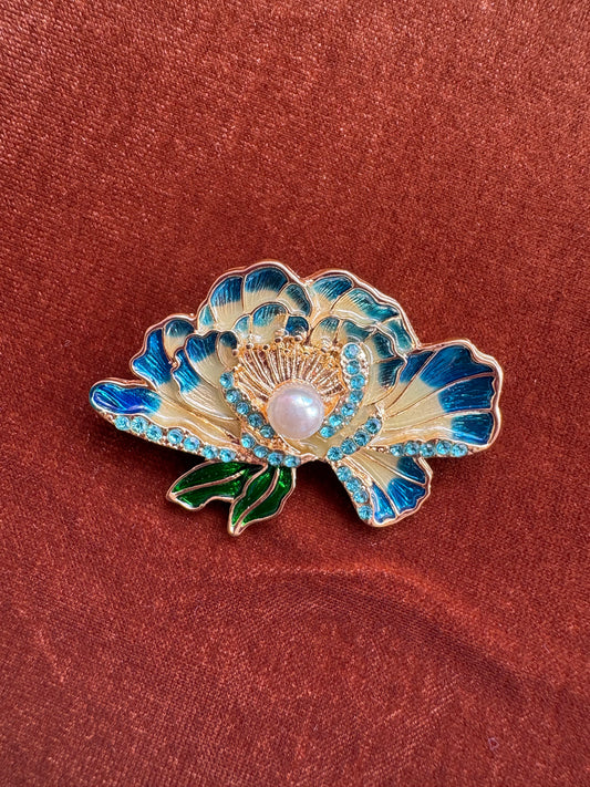 Broche Flower with Pearl