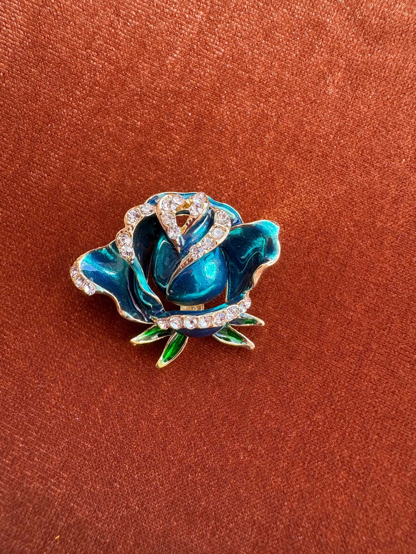 Broche Flower Bud Blue