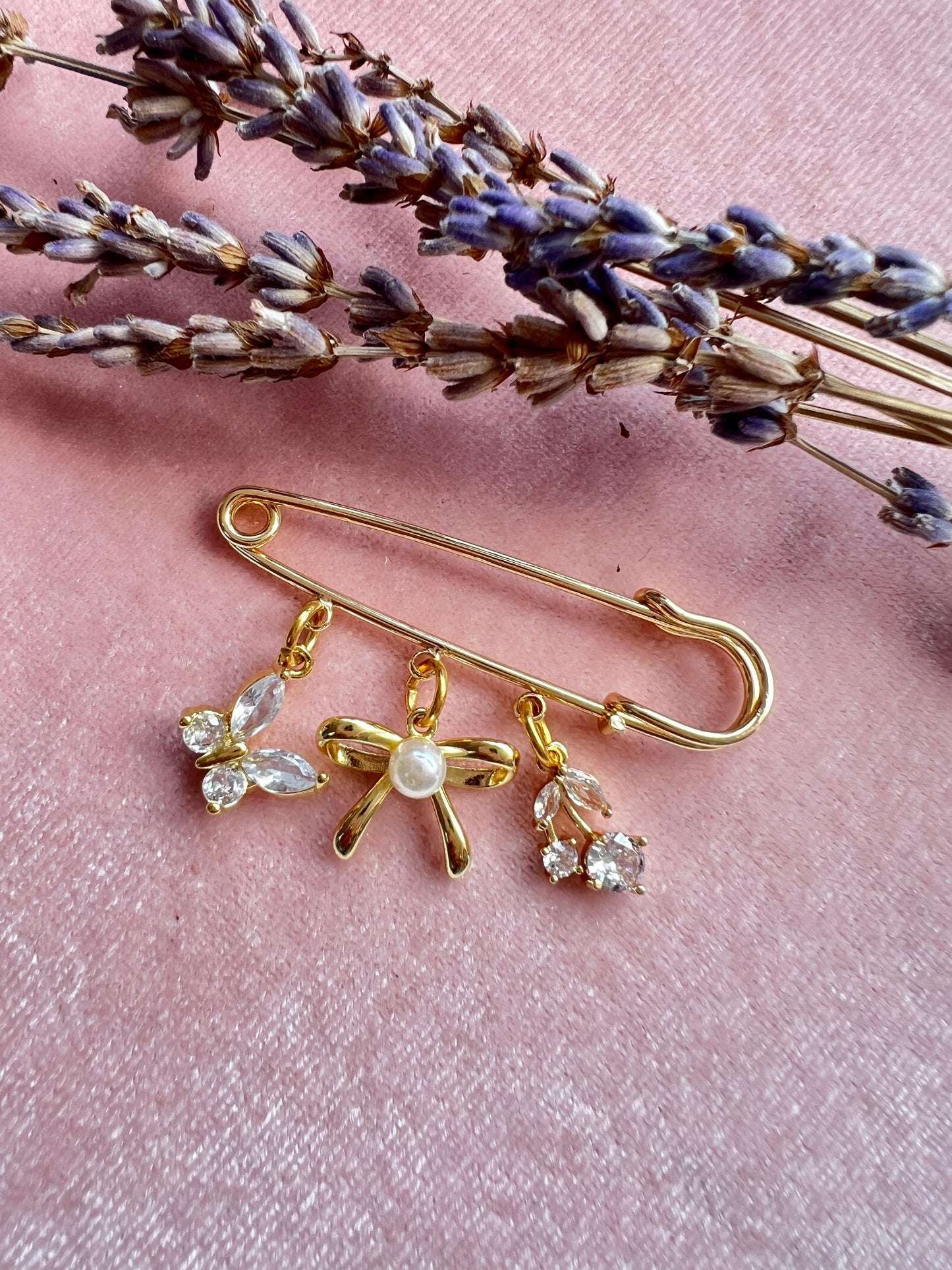 Broches Charms